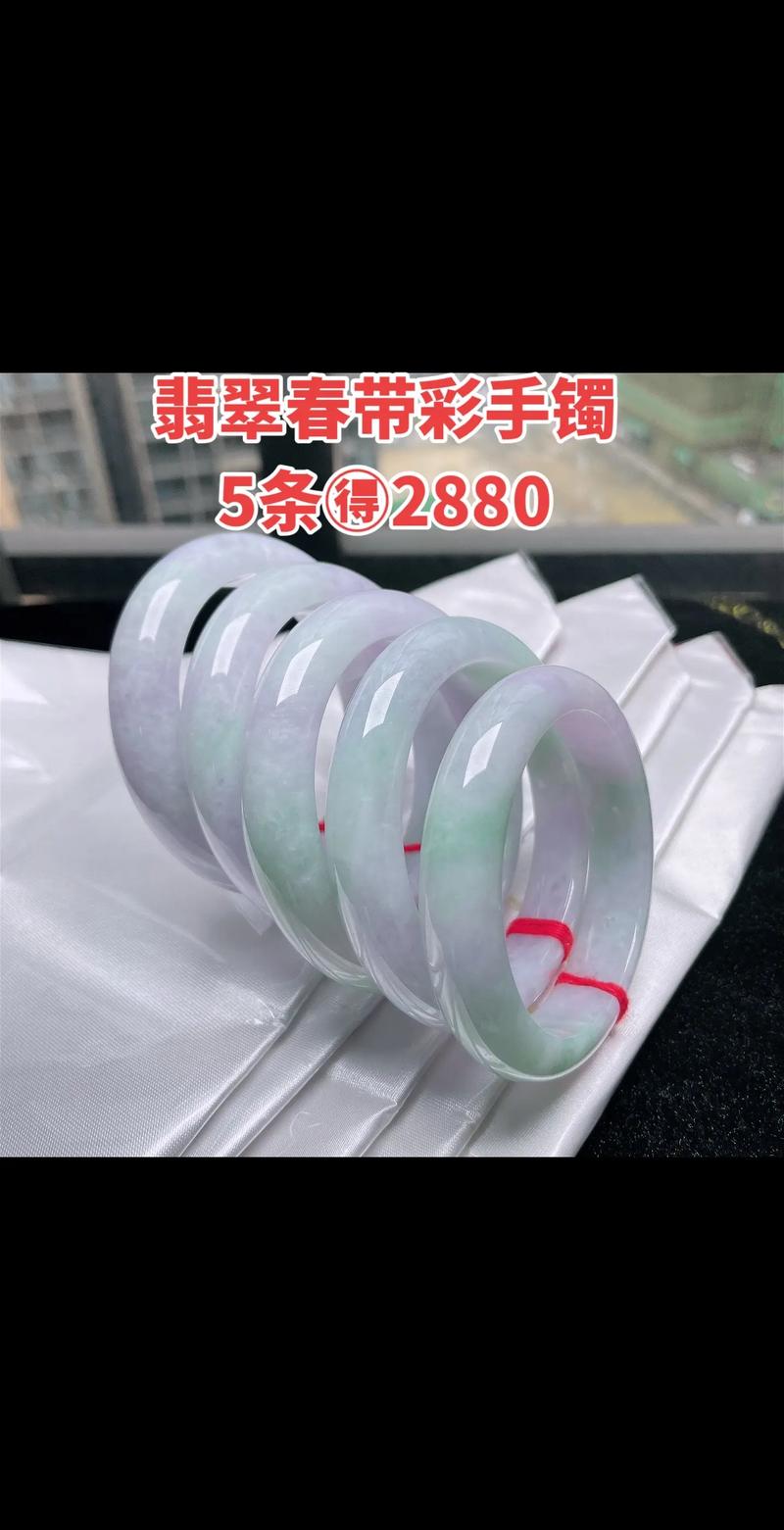 黄金首饰市场动态：传统与创新交织的璀璨篇章